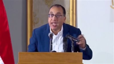رئيس الوزراء: نفذنا طرقا وكباري بتكلفة 43 مليار جنيه.. وسيتم تنفيذ مشروعات بـ 53 مليارا لتطوير طرق ومدقات| بث مباشر 