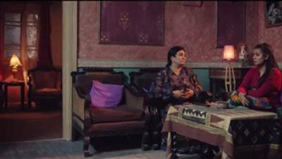  مسلسل ورق التوت| شريف سلامة يعتذر لأسماء جلال ووالدة ثراء جبيل تمنعها من الذهاب إلى الأكاديمية