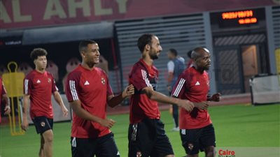 الأهلي ينهي تدريباته قبل لقاء صن داونز في إياب نصف نهائي الدوري الإفريقي