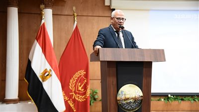 محافظ بورسعيد يستعرض مع الهيئة العامة للتخطيط العمراني إعداد قاعدة البيانات المركزية للمخطط الاستراتيجي للمحافظة