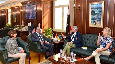 محافظ الإسكندرية يبحث مع قنصل فرنسا والوفد السياحي المرافق له تعزيز سبل التعاون في مجالي السياحة والثقافة