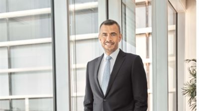 رئيس إي إف چي القابضة: ملتزمون بدعم نمو الشراكة مع الحكومة لتقديم تعليم استثنائي 