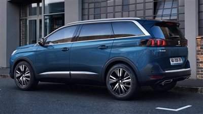 ستيلانتس تكشف موعد إطلاق بيجو 5008 الجيل الجديد.. بإصدارات هجينة وكهربائية