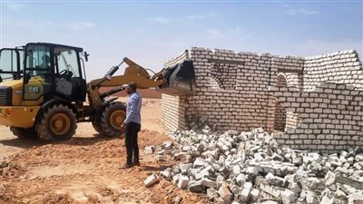 إزالة 42 حالة تعد على أراضي الدولة في أسوان