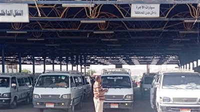 محافظ أسوان: لا زيادة في تعريفة الأجرة الحالية لسيارات السيرفيس