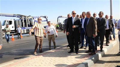 محافظ القاهرة: وضع خطة للانتشار السريع لفرق الطوارئ للتواجد بشوارع العاصمة لمواجهة أي طارئ أو تجمع مياه