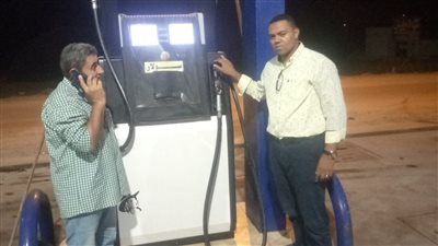 ضبط محطتي تمويل وقود بسبب تلاعب في عيار الصفيحة بالبحيرة