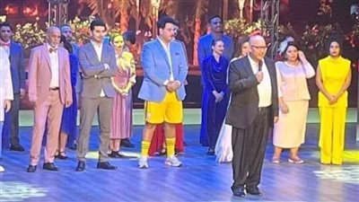 بيومي فؤاد بعد اعتذار محمد سلام عن مسرحية زواج اصطناعي: من حقك تعتذر لكن متغلطش في فنك | فيديو