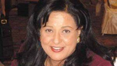 التنسيق الحضاري يعلق لوحة عاش هنا على منزل الفنانة الراحلة معالي زايد