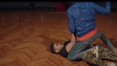 مسلسل ورق التوت الحلقة الـ 14.. معتز هشام يتعرض للطعن وشقيق ثراء جبيل يكتشف الحقيقة