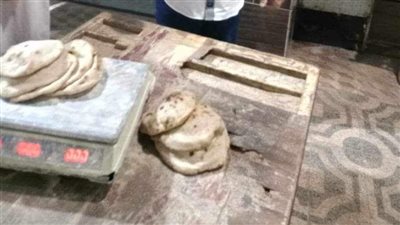 ضبط 2425 مخالفة تموينية خلال حملات رقابية على المخابز والأسواق بالمنيا