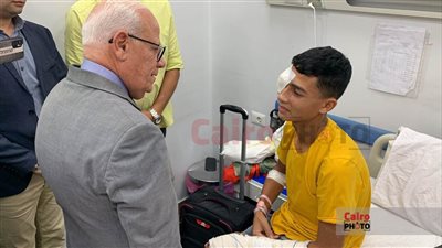 محافظ بورسعيد يطمئن على الحالة الصحية لـ مصابي غزة خلال تلقيهم العلاج | بث مباشر