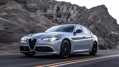 لمحبي الفخامة.. أسعار ومواصفات ألفا روميو جوليا 2024 في السعودية