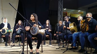 ورش للأطفال وأغاني طرب أصيل بقافلة قصور الثقافة بقرية السعدية في البحيرة| صور