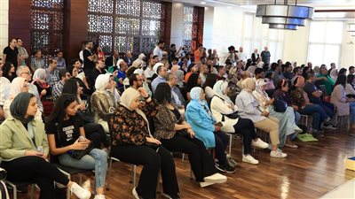 حصريا لسكان مشروعاته.. طلعت مصطفى يقدم جودة حياة وخدمات متكاملة.. وكمان وظيفة جنب البيت | فيديو