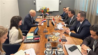 وزير الصحة يلتقي نظيره الهولندي لبحث تدريب الفرق الطبية ودعم التصنيع المحلي للأدوية