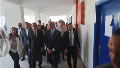 بتكلفة 8 ملايين جنيه.. وزير الاتصالات يفتتح مكتب بريد ترسا الجديد في القليوبية 