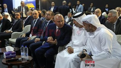 موانئ أبو ظبي تعزز ريادتها في عمليات النقل البحري بشراء 10 سفن