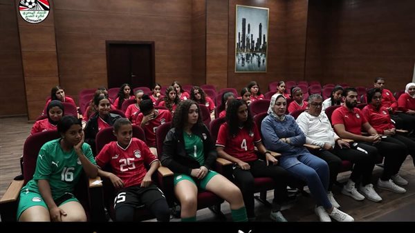 بعثة منتخب الناشئات