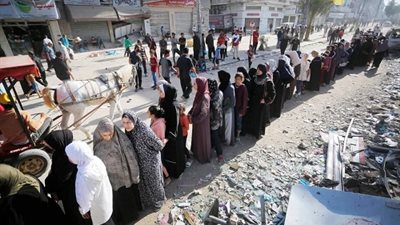 الهلال الأحمر: الآلاف من سكان قطاع غزة يواجهون خطر المجاعة