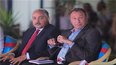 الخطيب وعدد من نجوم الرياضة والفن يطمئنون على الحالة الصحية لـ العامري فاروق 