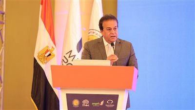 وزير الصحة: تجهيز 30 وحدة للسكتة الدماغية بخدمات الحقن والقسطرة المخية بالمستشفيات