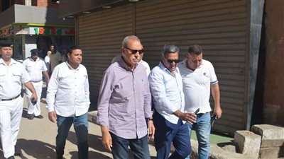محافظ القليوبية يجري جولة لمتابعة أعمال النظافة وإزالة الإشغالات بمدينة بنها