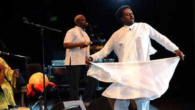 بعد فوزه في مهرجان القاهرة.. فيلم بعيدًا عن النيل يعرض لأول مرة بالولايات المتحدة الأمريكية