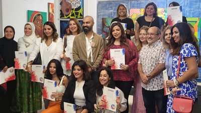 فنانون من أجل فلسطين.. هدى كمال: 20% من حصيلة بيع لوحات معرض جاليري آرت كافيه لصالح غزة