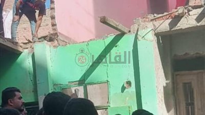 مصرع شخصين وإصابة 3 في انهيار سقف منزل بالفيوم 