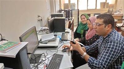 العمل: إطلاق منصة التشغيل لمنظومة شهادات القيد في 7 مكاتب بسوهاج 