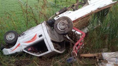 القطار جر السيارة 200 متر.. القصة الكاملة لتصادم قطار وسيارة مواشي بالمنوفية