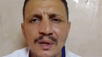 عندي 4 بنات مش عارف أصرف عليهم.. مصاب بضمور وشلل أطفال: الناس خايفة تشغلني بسبب شكلي | بث مباشر