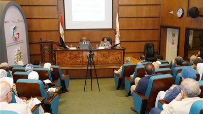 معهد التخطيط القومي يعقد الحلقة الثانية للمتابعات العلمية حول كتاب كيف يتحقق النمو الشامل للجميع
