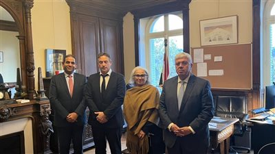 وزير التعليم العالي يوقع اتفاقية إطارية لتحالفات جامعات البحر الأبيض المتوسط مع وفد جامعة ليون الفرنسية