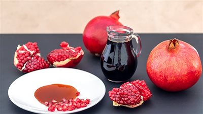 طريقة عمل دبس الرمان بدون سكر.. إضافة مميزة لوجبات الدايت