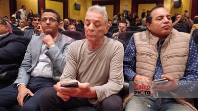 محمود حميدة وزياد بهاء الدين يدعمان غزة في يوم التضامن مع فلسطين بنقابة الصحفيين