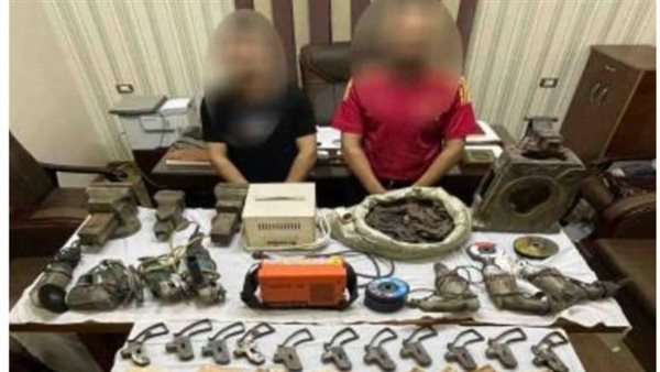 المتهمين والمضبوطات