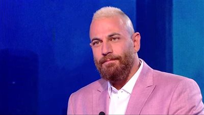 نيقولا معوض عن منتقدي استخدام العامية في مسلسل الحشاشين: بتوصل أسرع