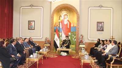 المرشح الرئاسي عبد السند يمامة يلتقي قداسة البابا تواضروس: نمارس حقوقنا في الترشح والدعاية بكل سهولة