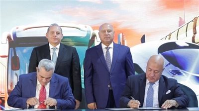 لدعم مشروعات شركات النقل.. بروتوكول تعاون بين البنك الأهلي المصري وجهاز تنظيم النقل البري الداخلي والدولي
