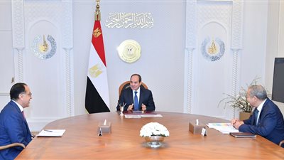 السيسي يوجه بتوافر احتياطي مناسب من السلع الغذائية مع اقتراب شهر رمضان 