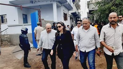 نائب محافظ البحيرة تترأس حملة لإزالة التعديات على الأراضي الزراعية برشيد