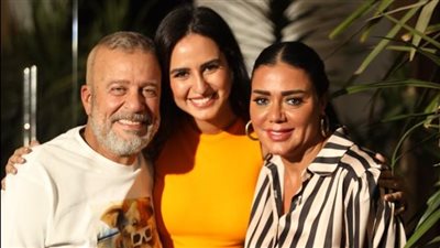 شريف منير ورانيا يوسف من كواليس مسلسل وبقينا اتنين المقرر عرضه في ديسمبر المقبل