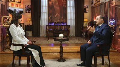 الليلة.. السفيرة نبيلة مكرم ضيفة محمد الباز في أولى حلقات الموسم الرابع من برنامج الشاهد