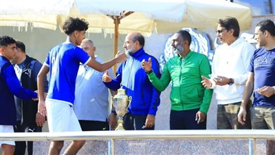 جهاز منتخب الناشئين يشارك في تتويج الفائزين بالنسخة الثانية من بطولة منتخبات المناطق 