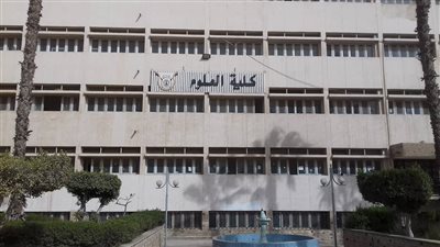 دكتورة بجامعة الزقازيق تفجر مفاجأة بشأن مخالفات في إدارة الدراسات العليا| مستند