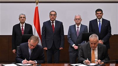 رئيس الوزراء يشهد توقيع مذكرة تفاهم بشأن مشروع تصدير الطاقة المتجددة من مصر إلى أوروبا