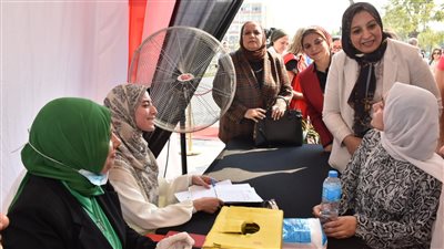 جامعة عين شمس تطلق حملة لتوعية بالأمراض المزمنة تزامنا مع اليوم العالمي لمرض السكر