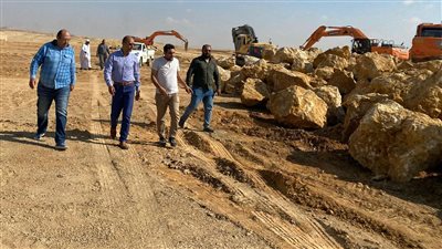 الإسكان تبدأ تنفيذ طرق جديدة لخدمة منطقة مثلث الأمل بـ القاهرة الجديدة